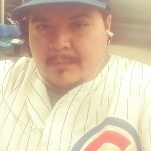 Meet your Posher, Carlos